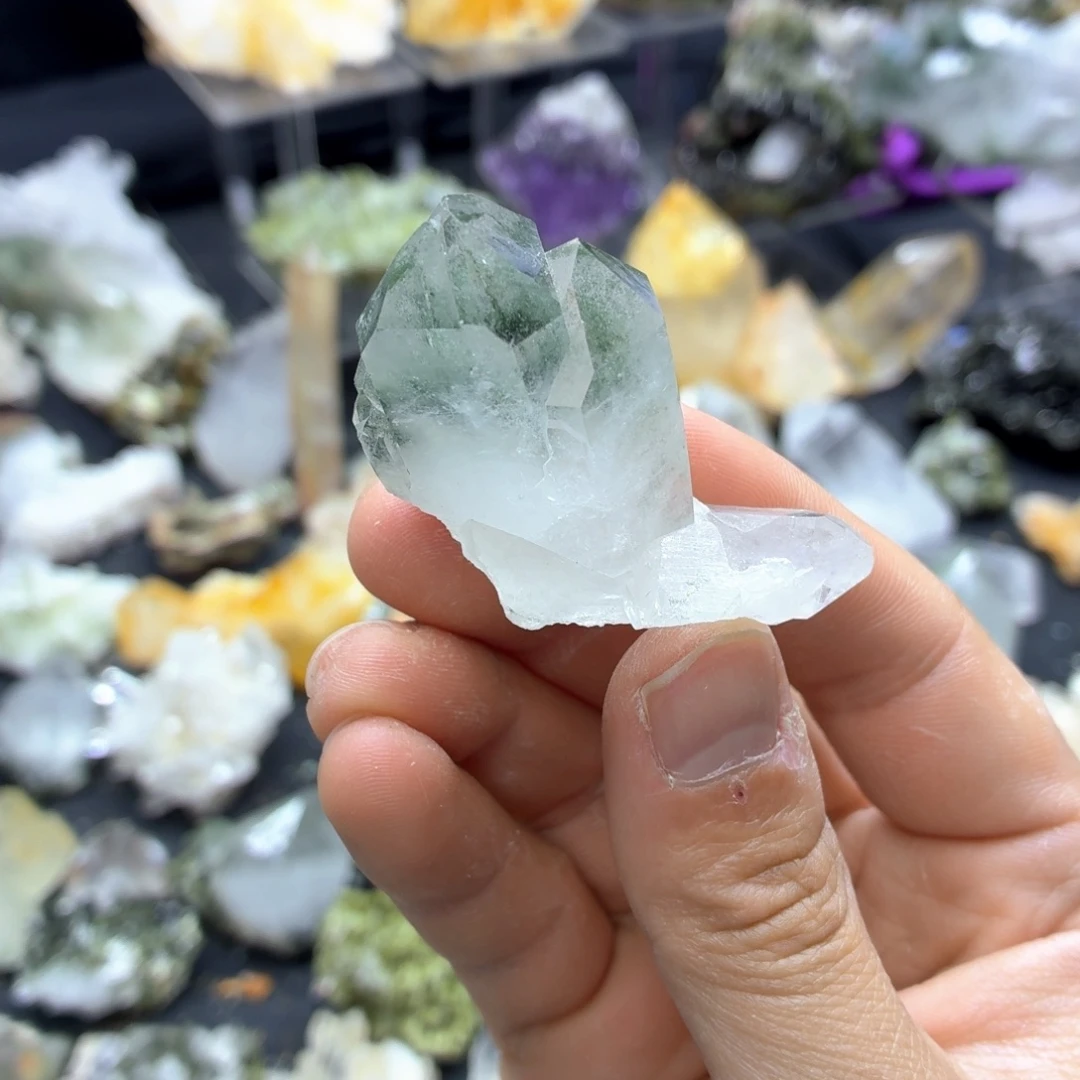 石材几个小孩子绿幽