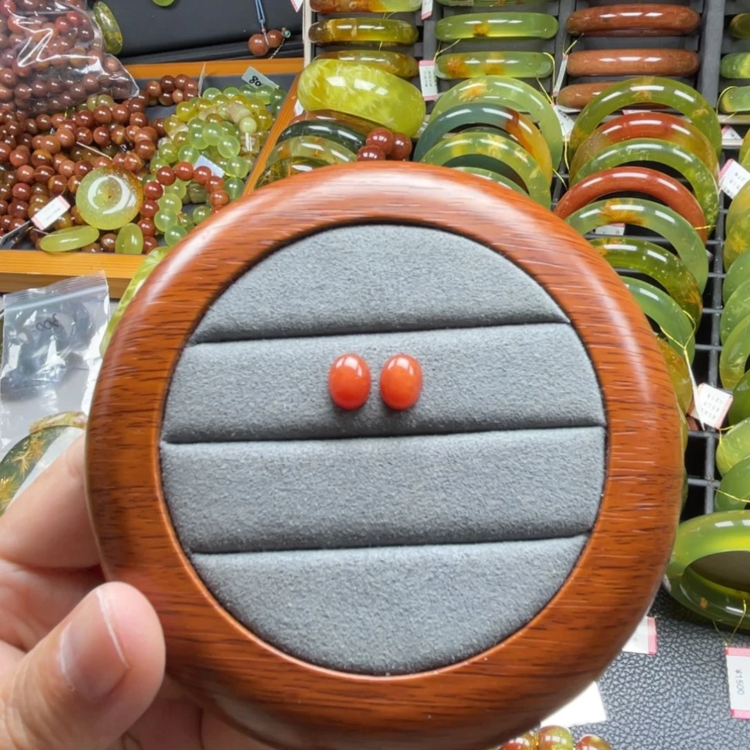 未镶嵌蛇纹石玉耳钉