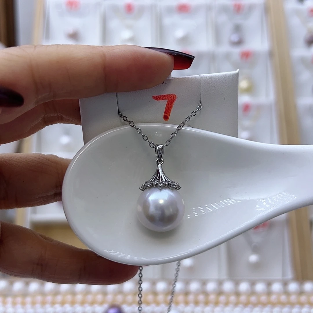 淡水珍珠吊坠(赠链)银S925镶嵌15+