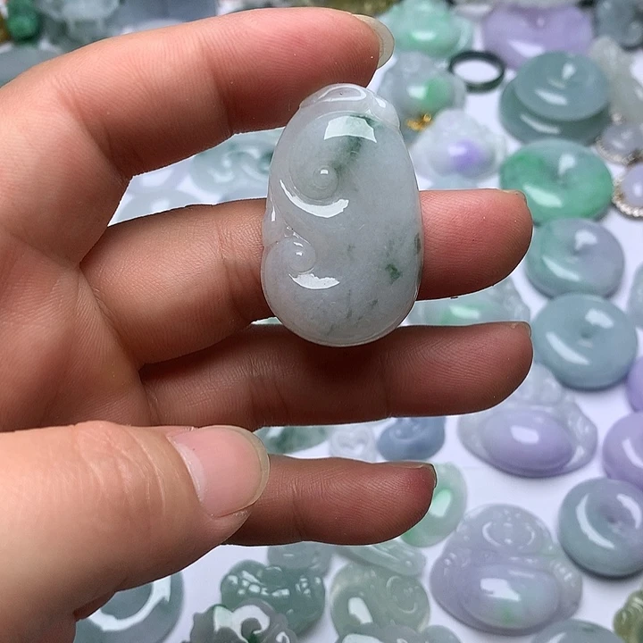 翡翠未镶嵌颈饰天然翡翠