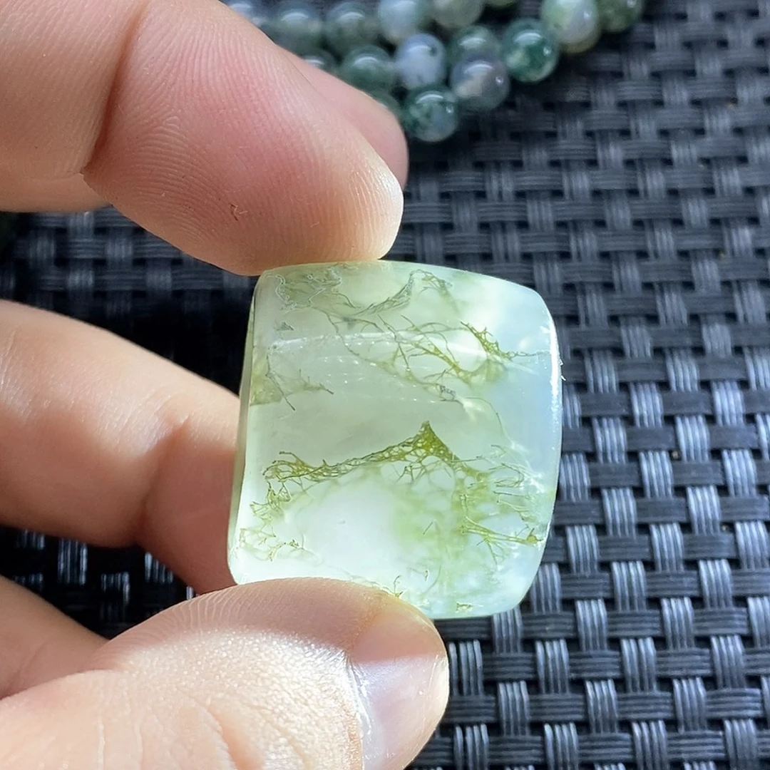 未镶嵌颈饰玛瑙/玉髓阿****.