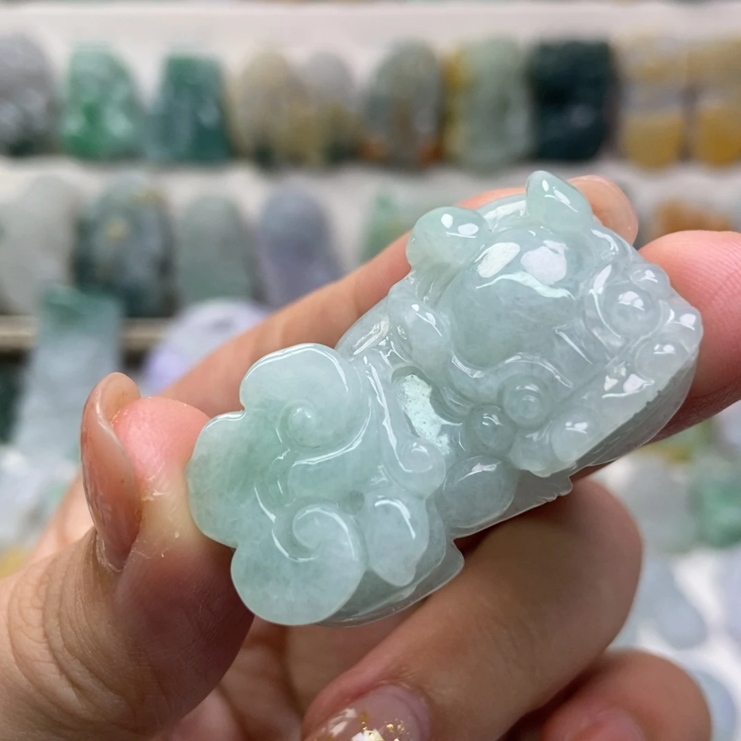 吊坠(赠链)未镶嵌翡翠