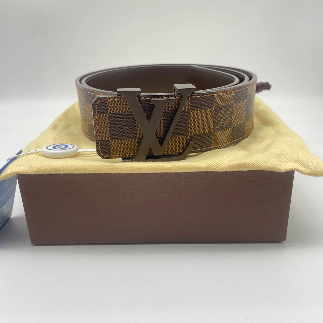 95新 LouisVuitton/路易威登 90码磨砂扣棕棋盘单面腰带16543952