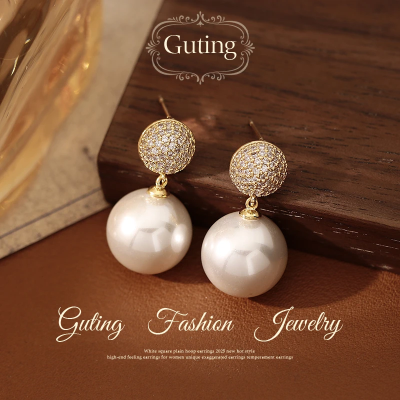 铜合金合成锆石耳饰 22953金色几何耳坠耳环女耳饰秋冬耳钉高级感