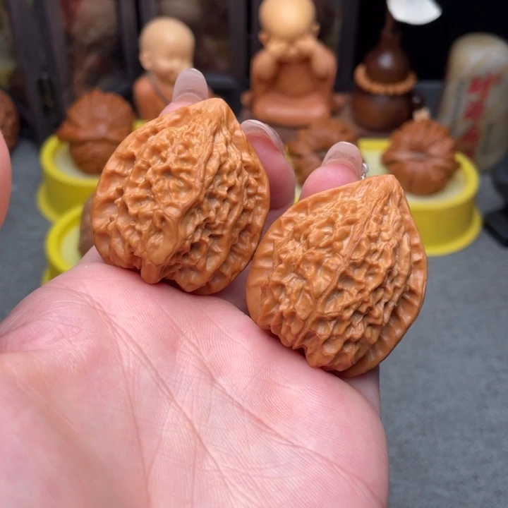 文玩核桃把件金牛35微修