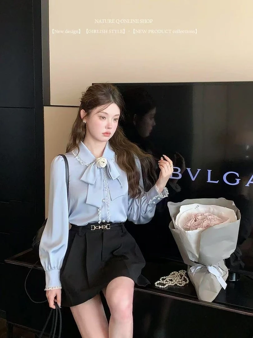 可拆卸山茶花蝴蝶结法式小香风娃娃领衬衫女缎面气质上衣-805356