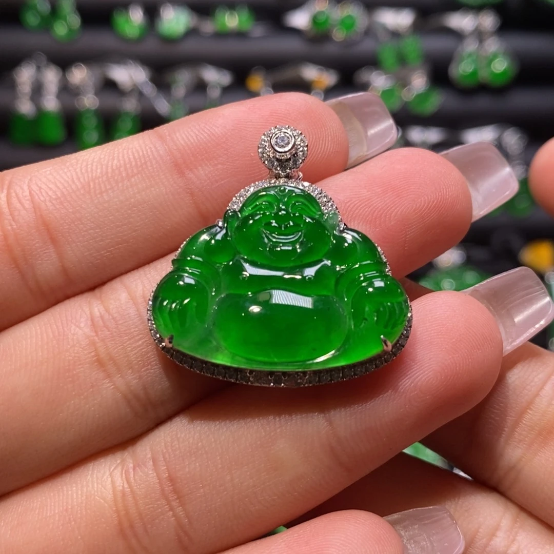 翡翠颈饰18K金镶嵌天然翡翠