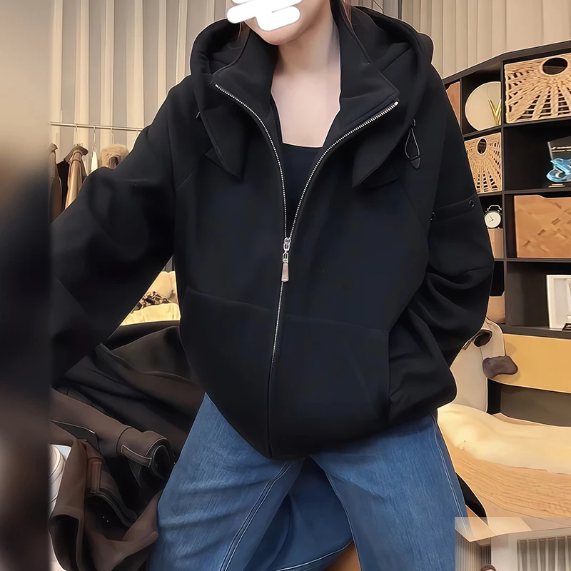 经典时尚女装厚款休闲风外套2025新款今年设计感连帽流行爆款上衣
