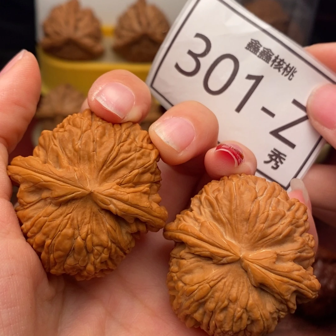 把件文玩核桃白狮子42……