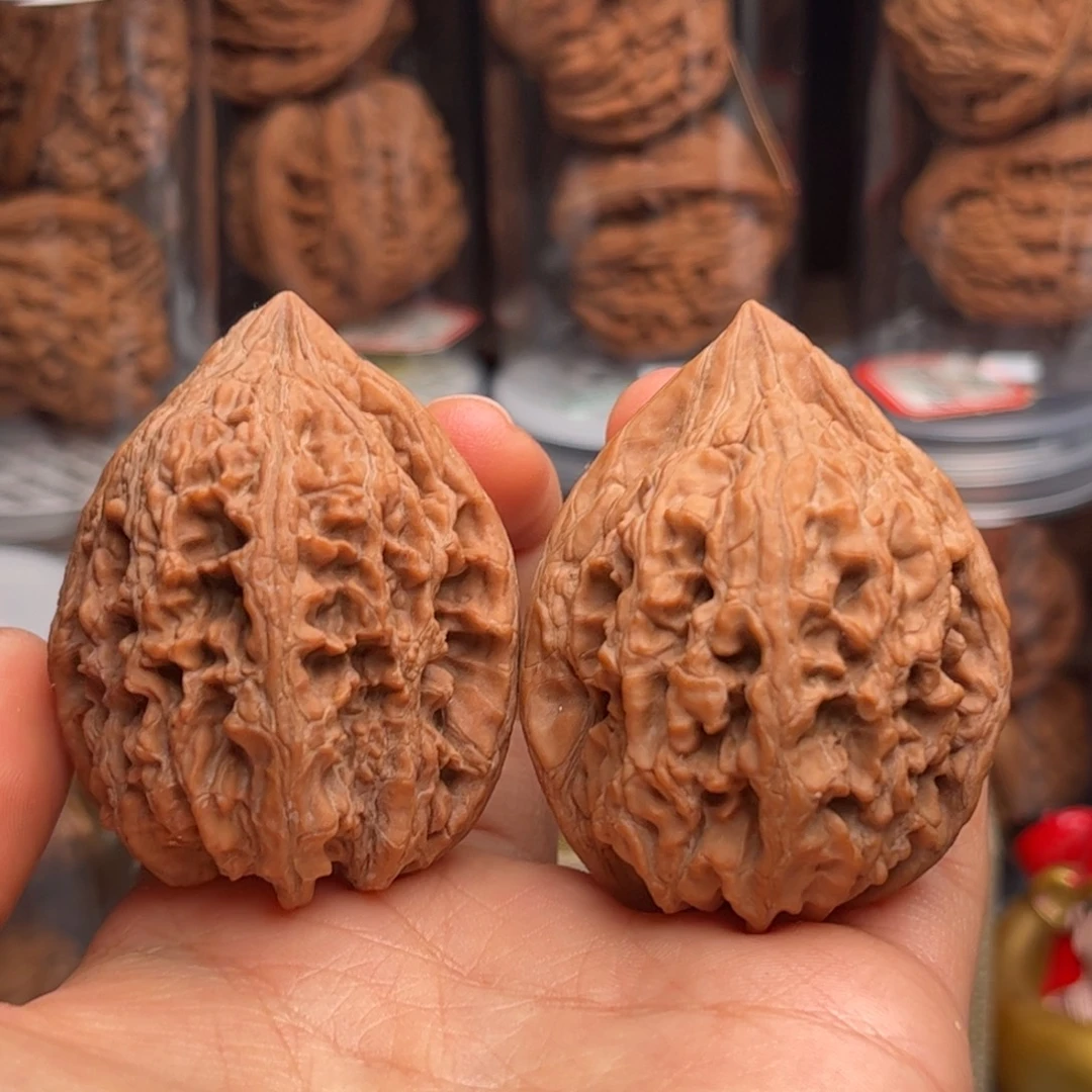 把件文玩核桃大沽石 40 克重48.41