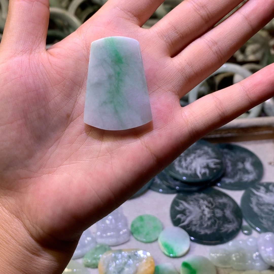 【闪购商品】颈饰未镶嵌翡翠