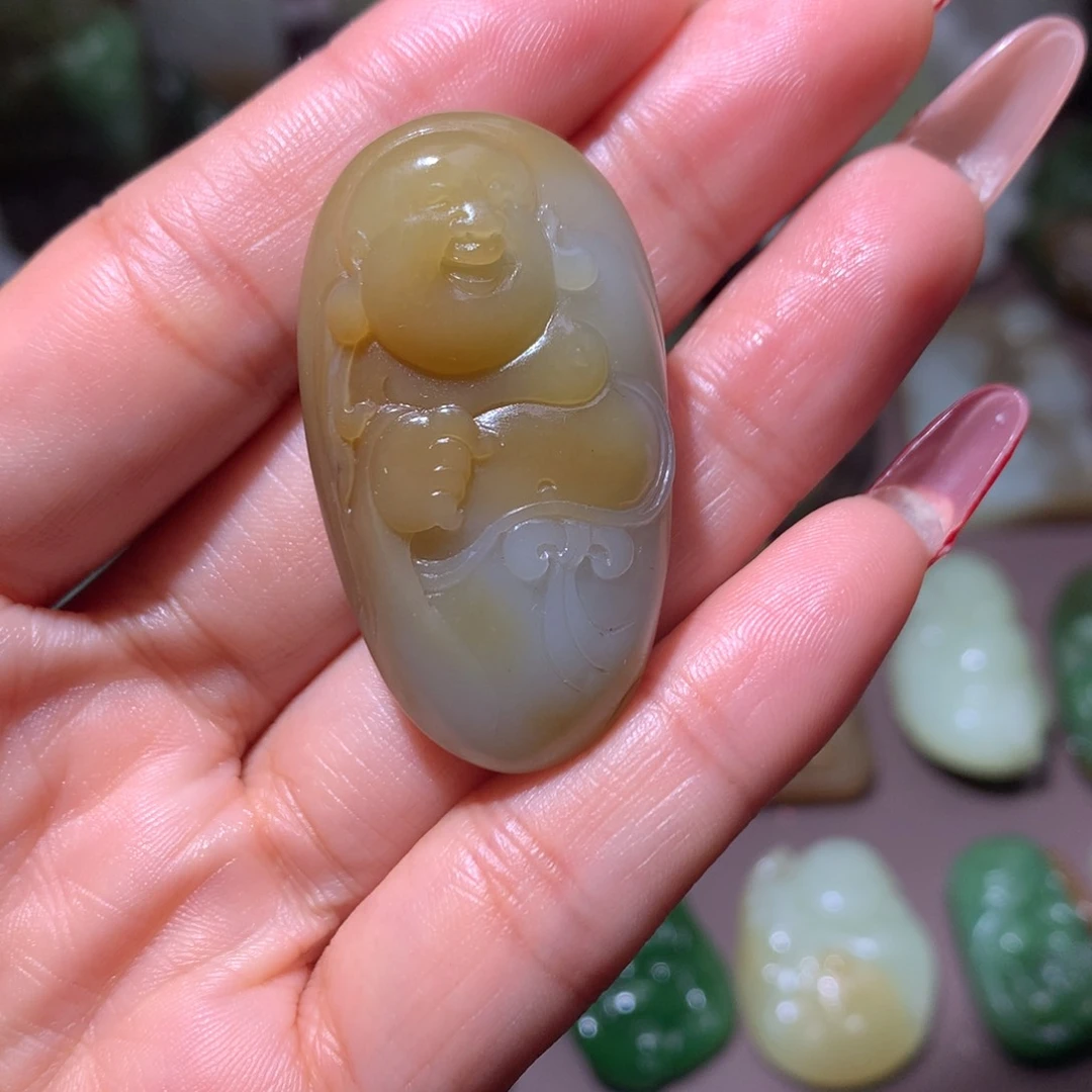 颈饰未镶嵌和田玉