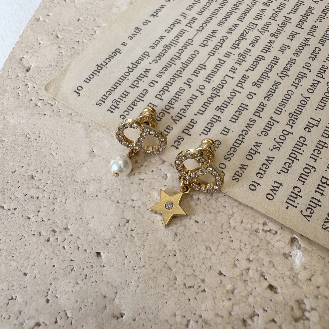 99新 DIOR/迪奥 Azul-Dior 金亮钻CD星星珍珠吊坠不对称耳钉45783