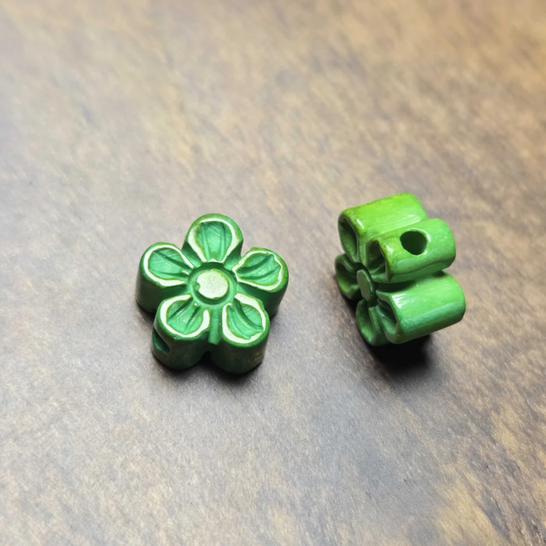 多样性发1颗碳酸盐菱镁矿五瓣花隔珠卡7*8mm