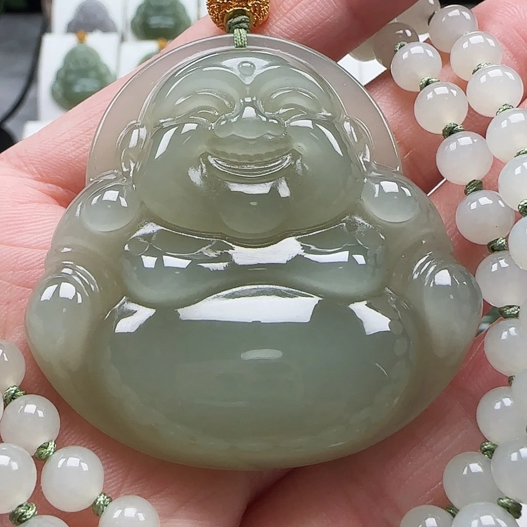 和田玉颈饰足金镶嵌?*萌