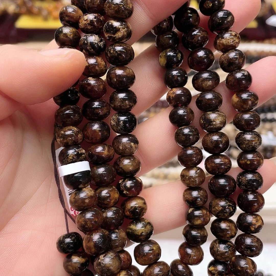 琥珀裸石未镶嵌九