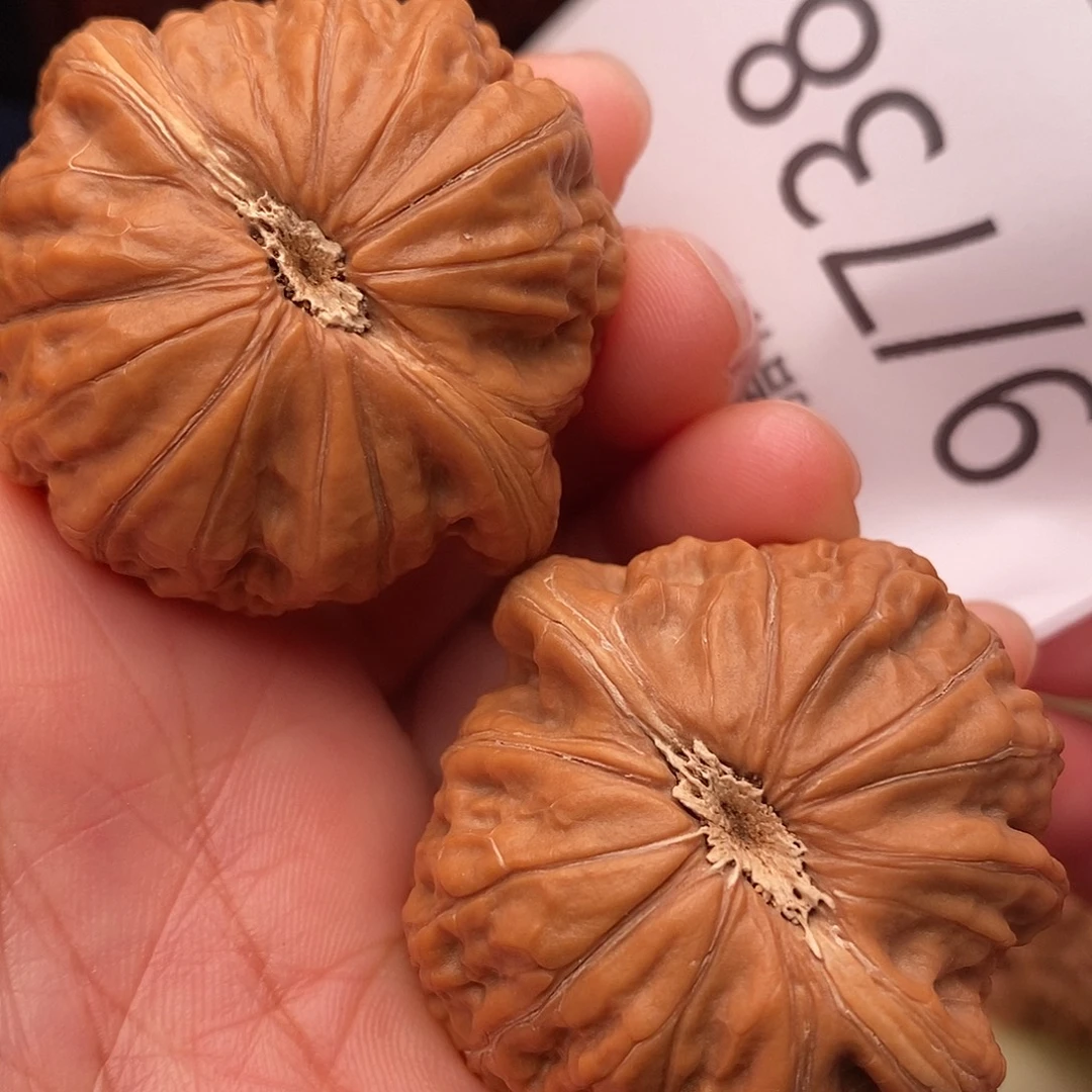 文玩核桃把件40.5铁锤妹妹