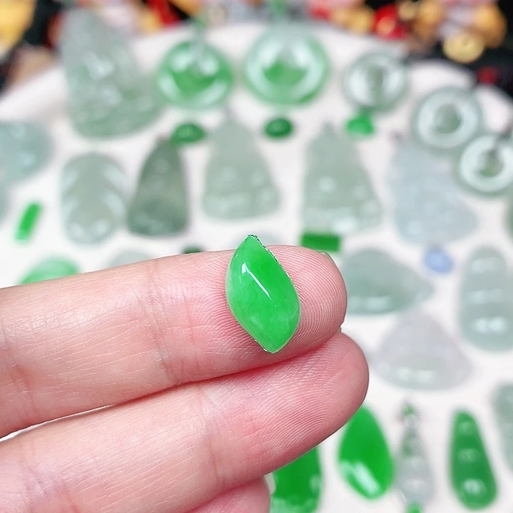 翡翠裸石缅甸天然A货翡翠