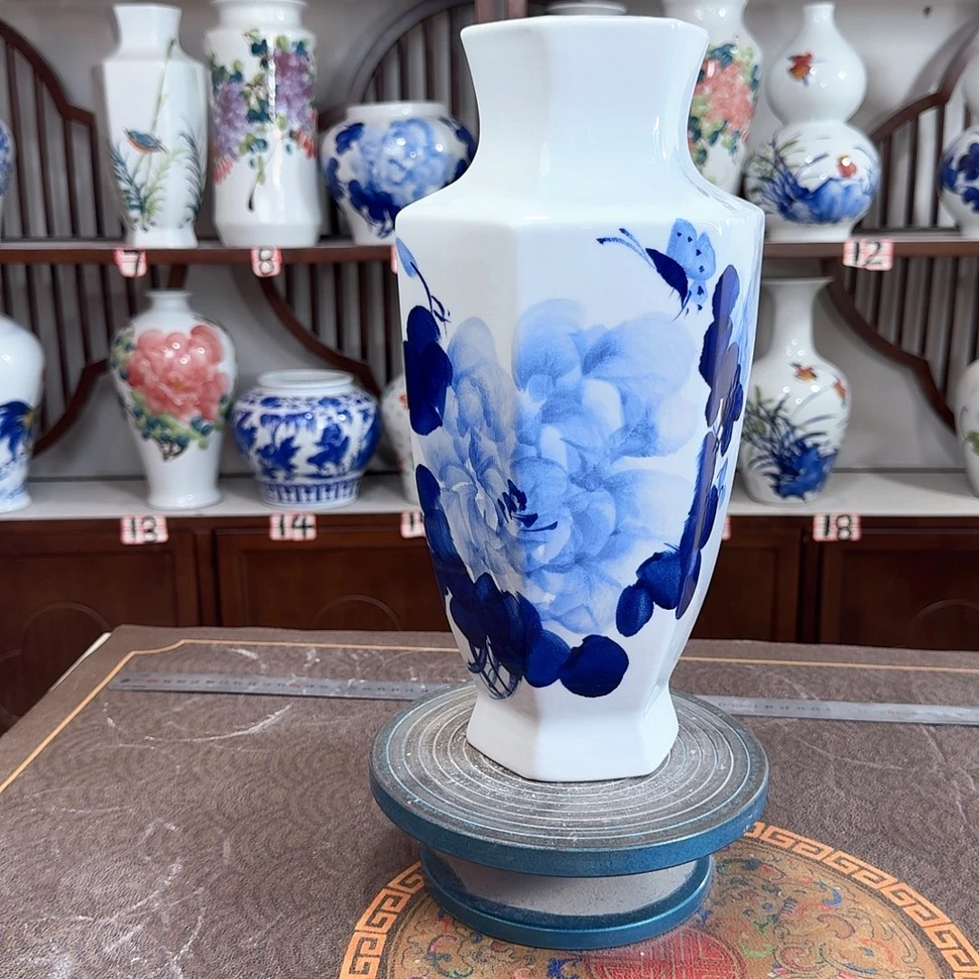 摆件景德镇陶瓷6青牡