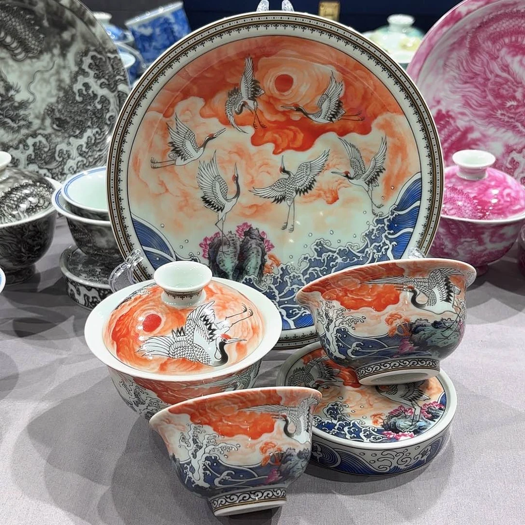 瓷片景德镇瓷器精品陈列