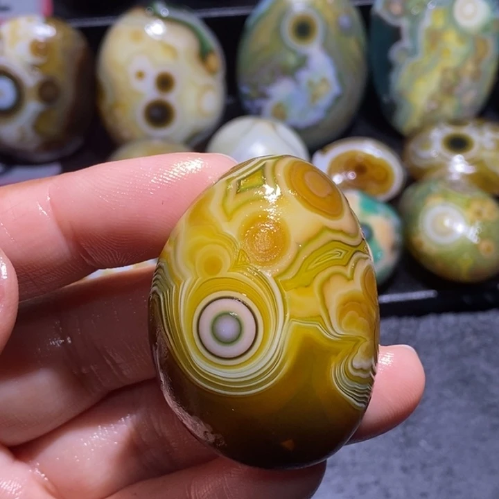 玛瑙/玉髓未镶嵌珠宝半成品37