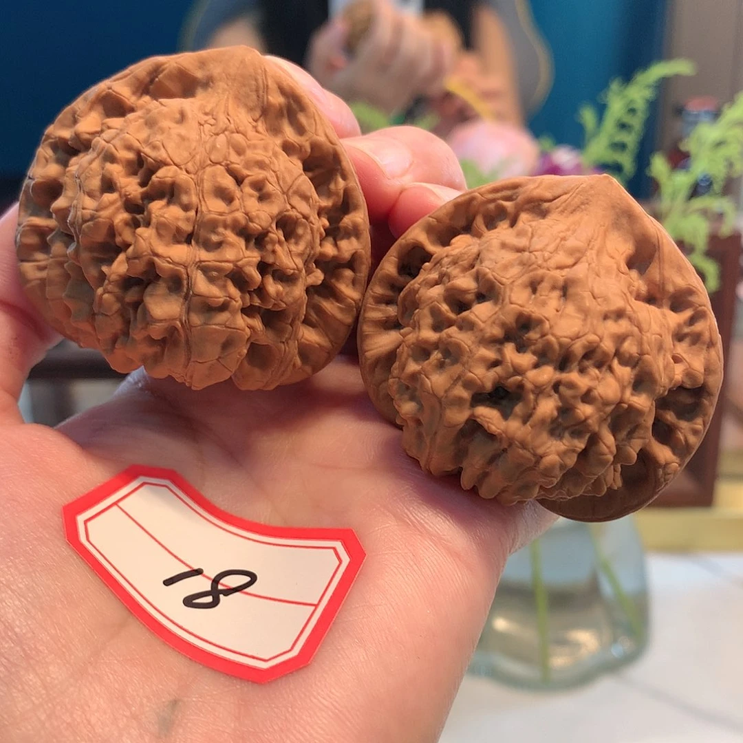 【闪购商品】文玩核桃吊坠官帽 49尺