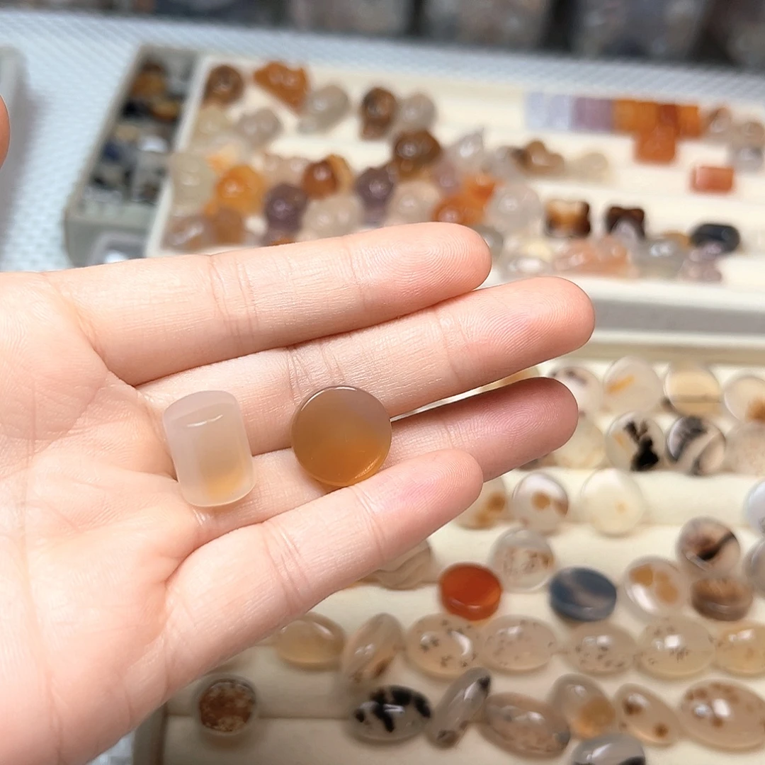 玛瑙/玉髓合金颈饰