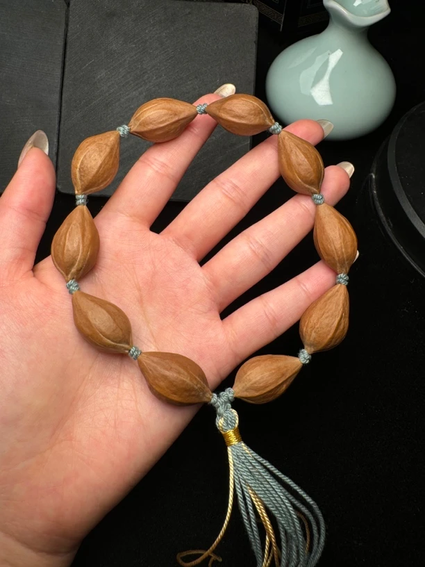 文玩原皮素核手持把件