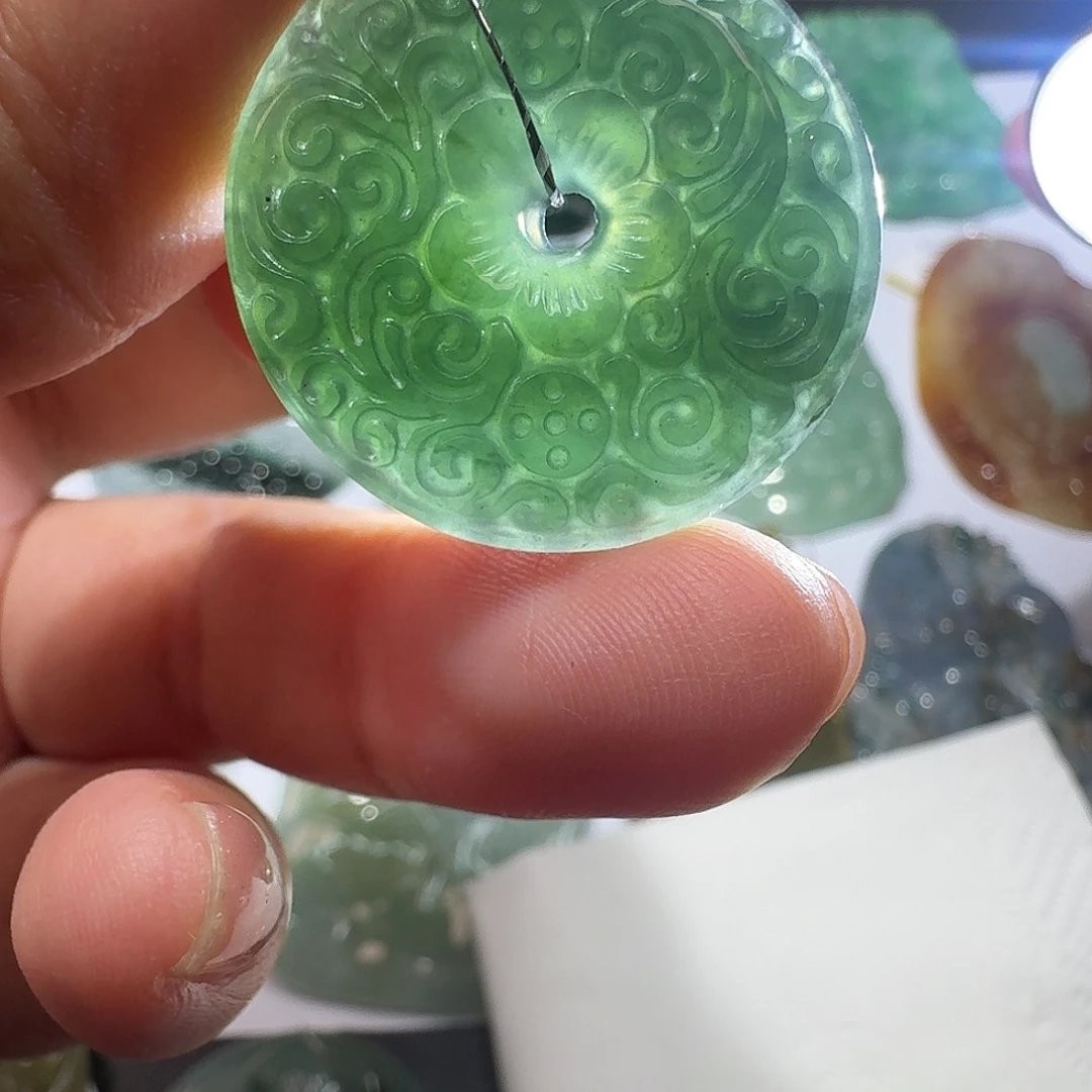 颈饰未镶嵌翡翠吊坠