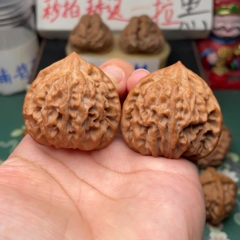 【闪购商品】把件文玩核桃39.5龙门涧