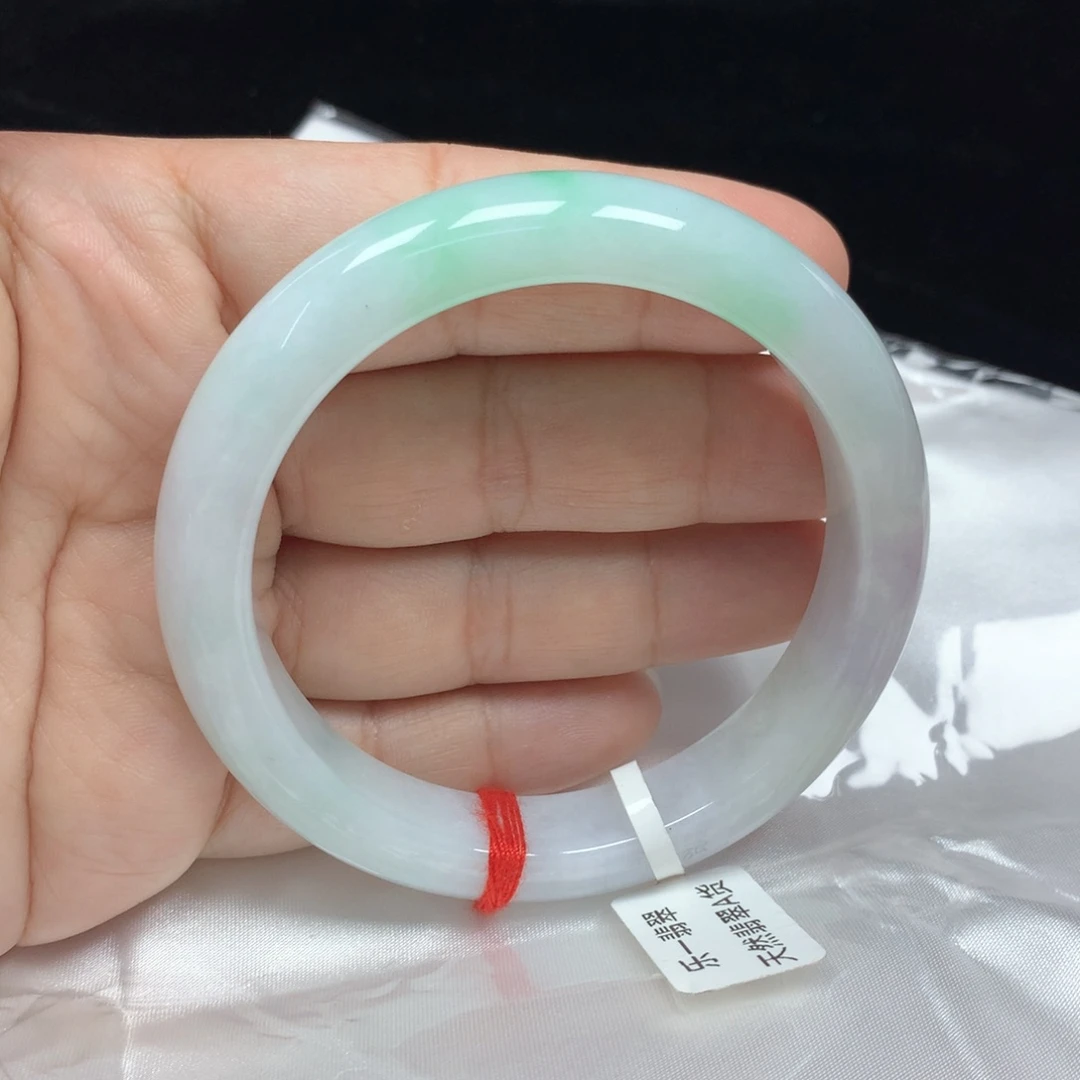 翡翠手镯未镶嵌正圈59.3
