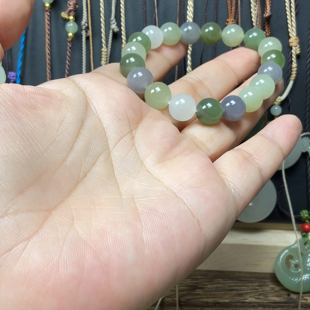 和田玉未镶嵌手串