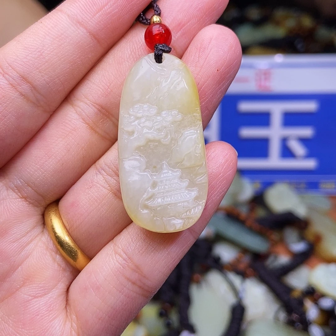 和田玉未镶嵌颈饰