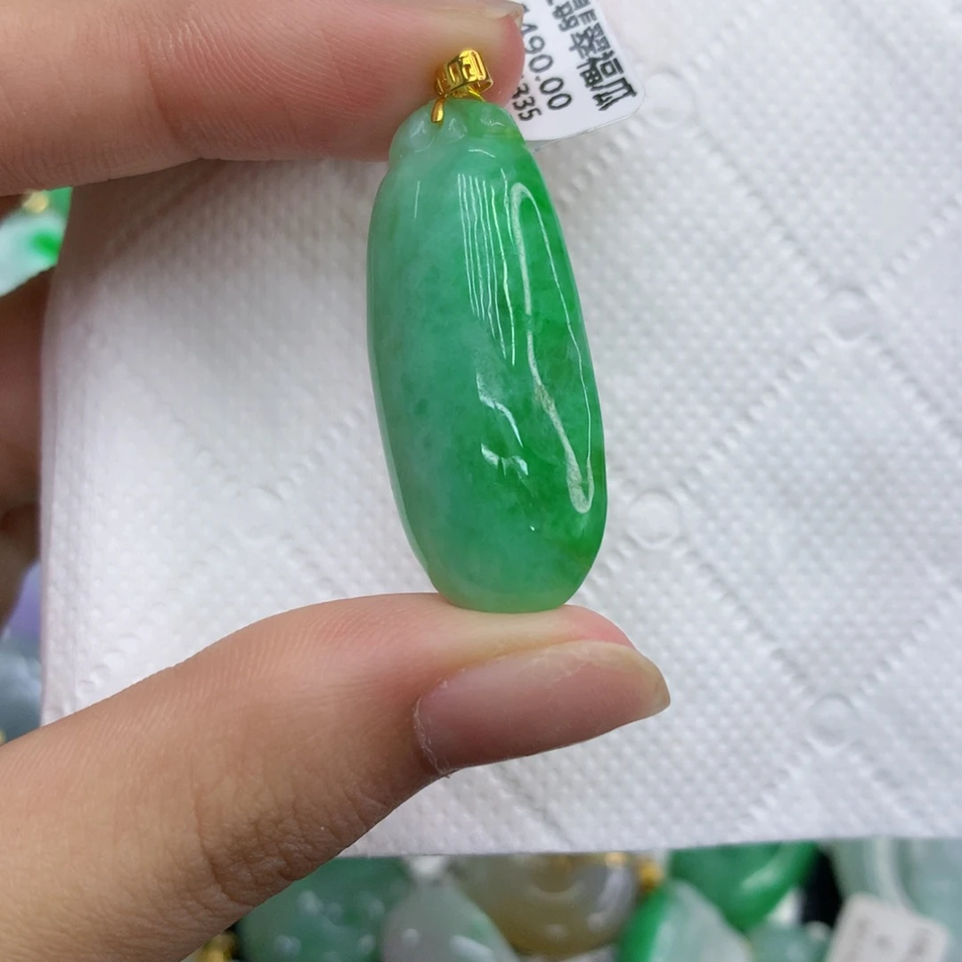 颈饰18K金镶嵌翡翠111111111111