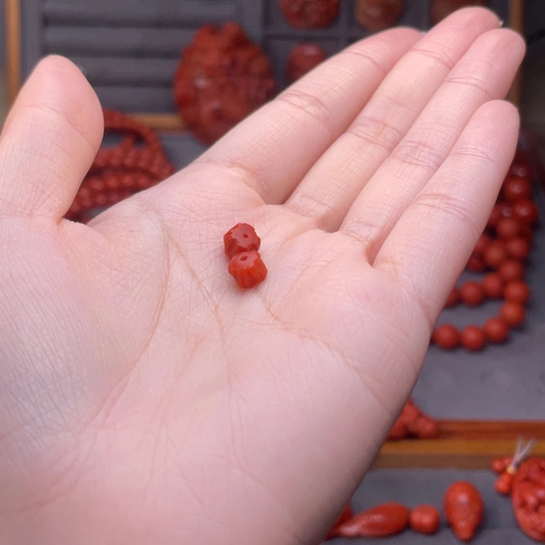 重***白南红玛瑙未镶嵌配饰卡7mm