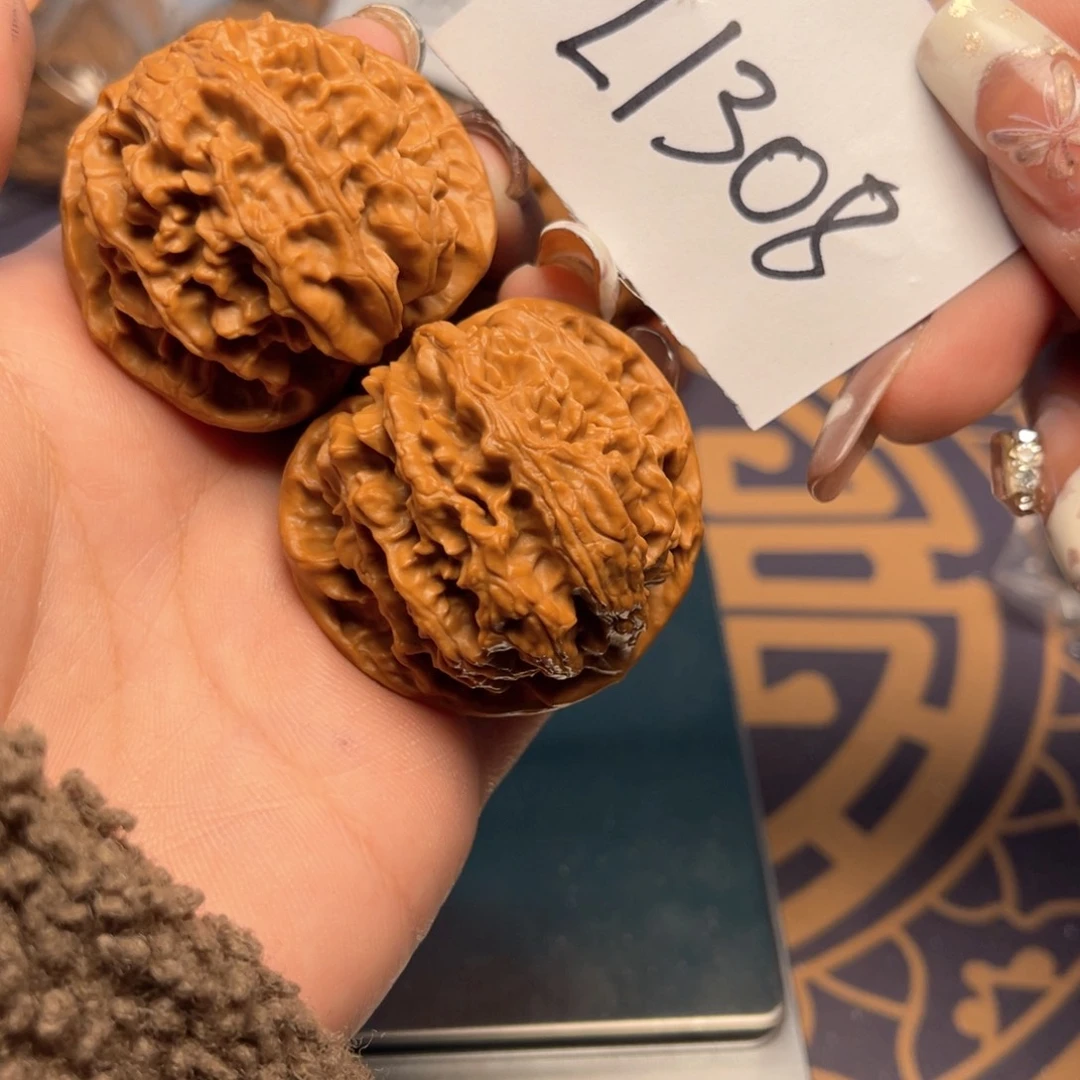 文玩核桃把件米*苹果园44