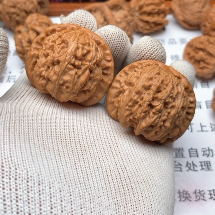 【闪购商品】把件文玩核桃43白狮子