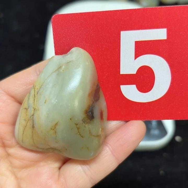 和田玉（糖玉）未镶嵌挂件