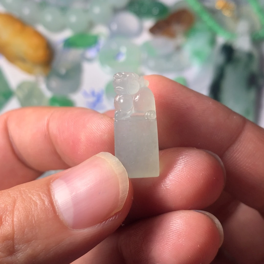 定制翡翠未镶嵌包工