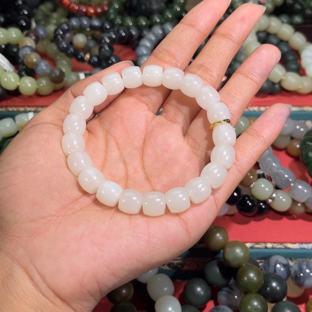 ****和田玉未镶嵌手链