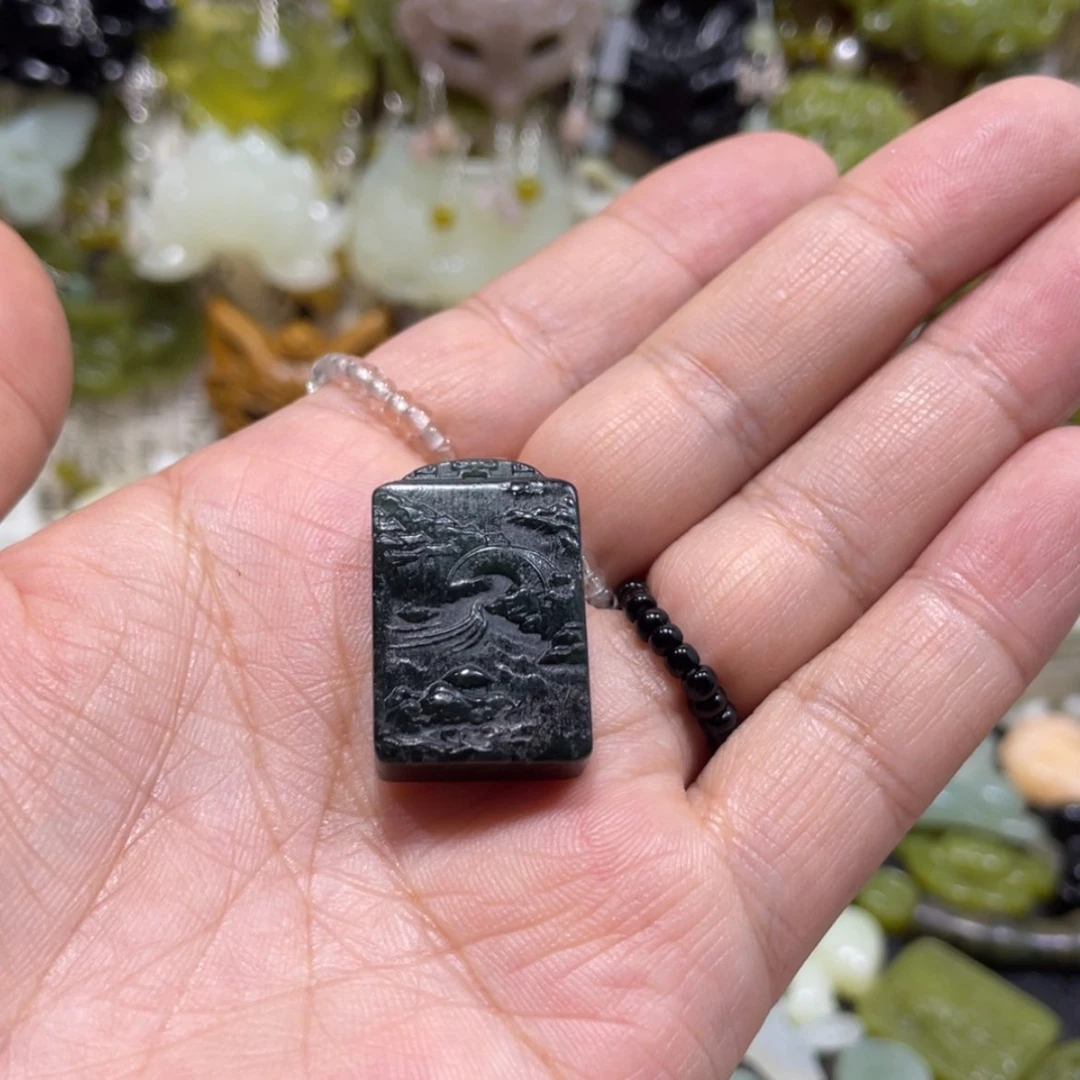 【闪购商品】岫玉颈饰未镶嵌g**i67吊坠