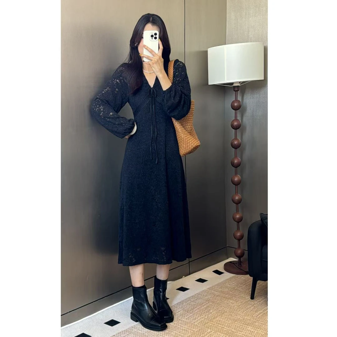 【深黑蕾丝黑色】2025年秋冬季加厚保暖新款V领长裙蕾丝显瘦连衣裙