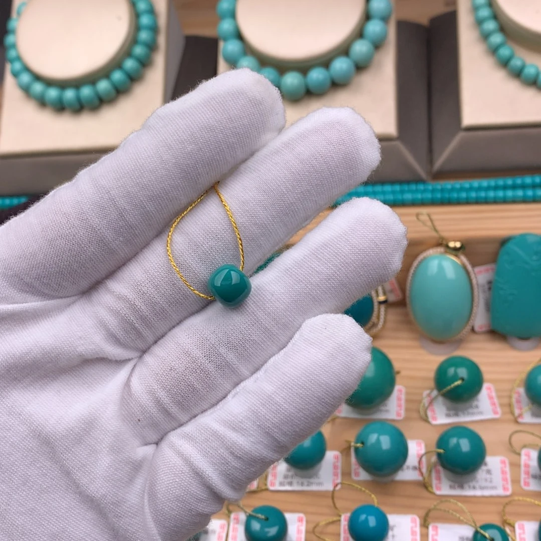 未镶嵌绿松石珠宝奇石