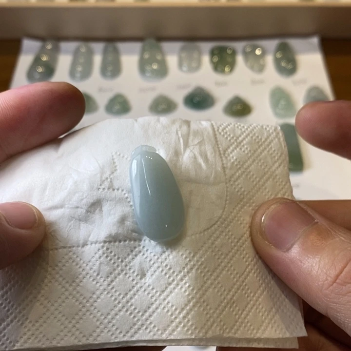 翡翠未镶嵌颈饰吊坠