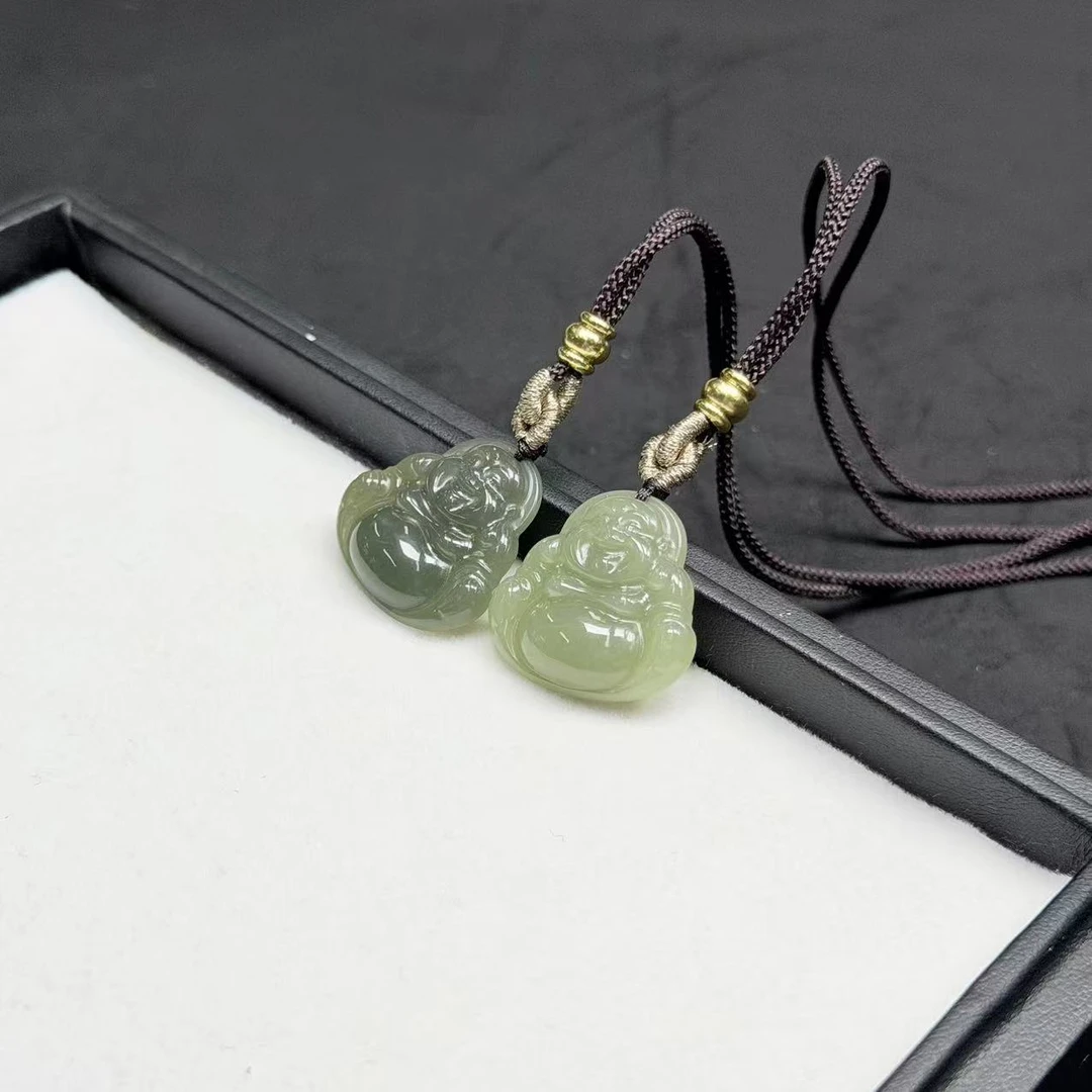 【睿泽赏宝】和田玉佛公吊坠 多样性发一/有瑕 24*24*5 KS0010680