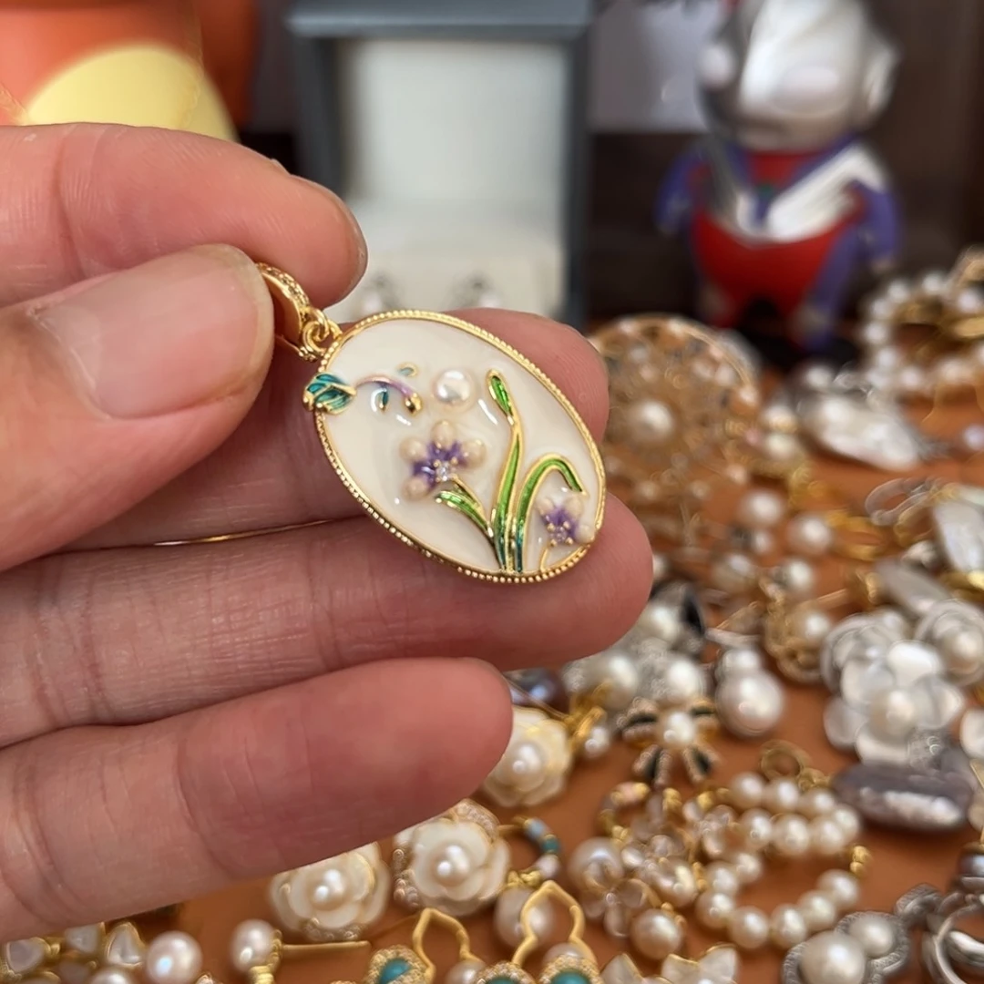 淡水珍珠钛钢颈饰油画吊坠（不带链）白