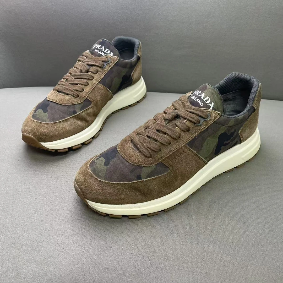 95新 Prada/普拉达 棕色麂皮帆布拼接迷彩时尚百搭运动鞋 42.5码