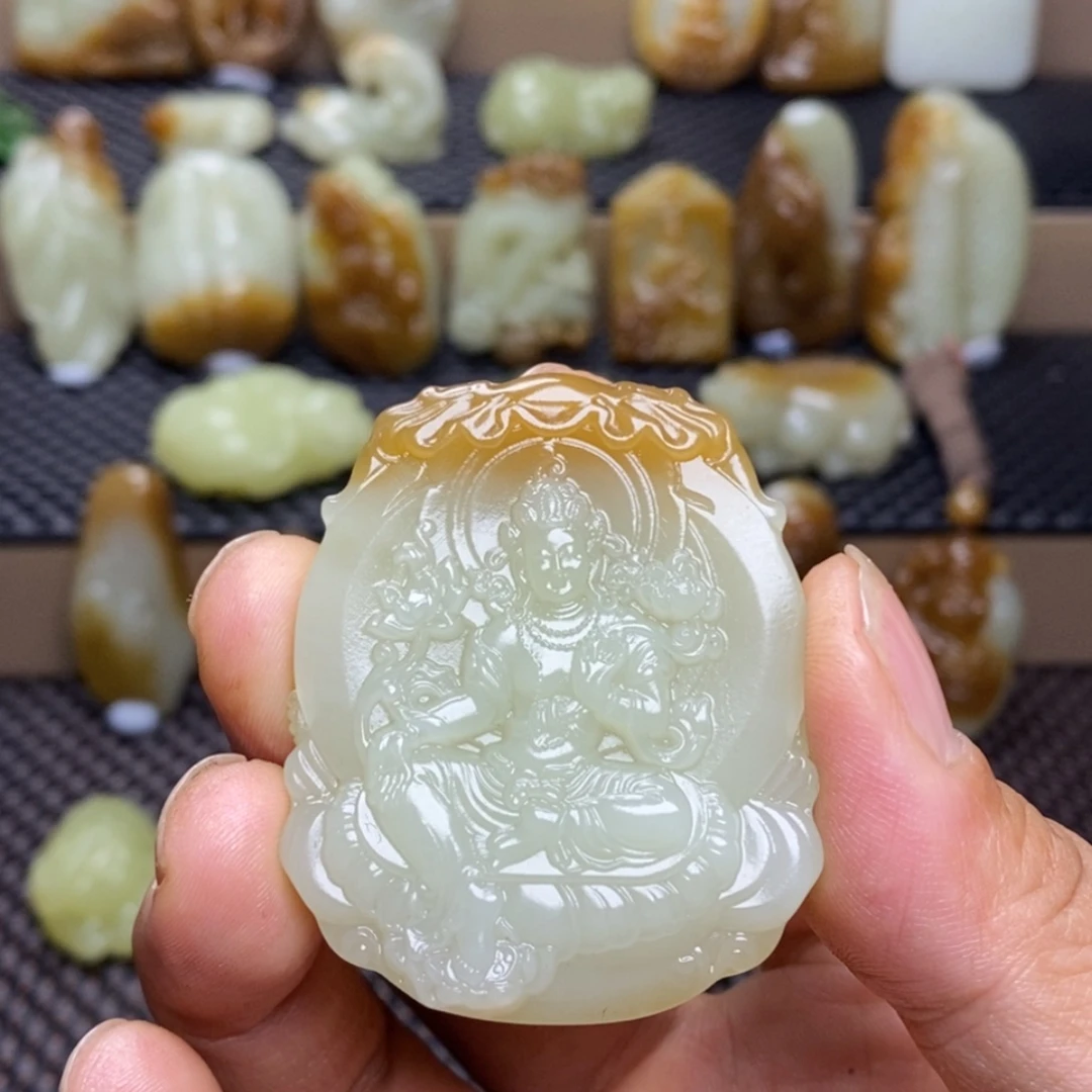 记***林和田玉未镶嵌吊坠(不含链)