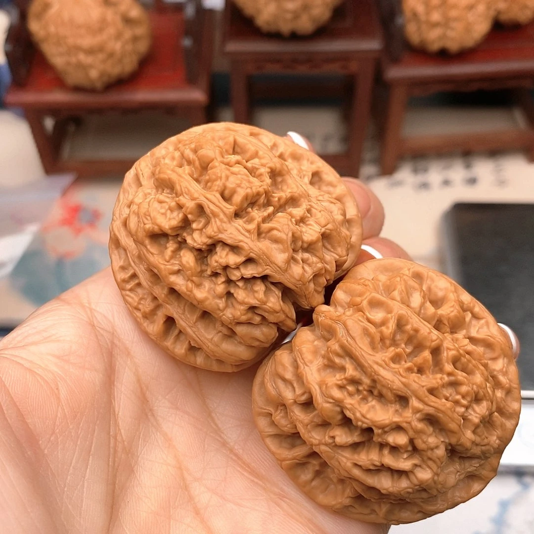 文玩核桃把件45.5粗筋