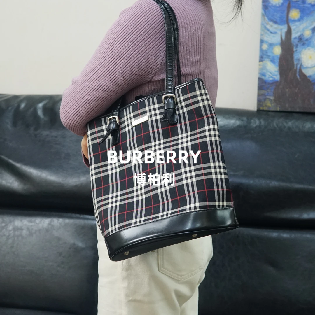 95新 BURBERRY/博柏利 巴宝莉/格纹单肩包/WJ02720832/0832
